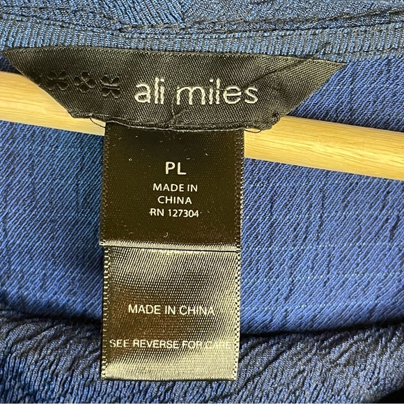 Ali Miles•Navy Cowl Neck Blouse•Sz PL - Picture 2 of 6